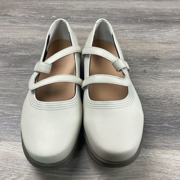 APEX Petals Woman's Mary Jane Casual Shoes/Flats, Style A302W (Size 10.5 X-wide) - Picture 2 of 10